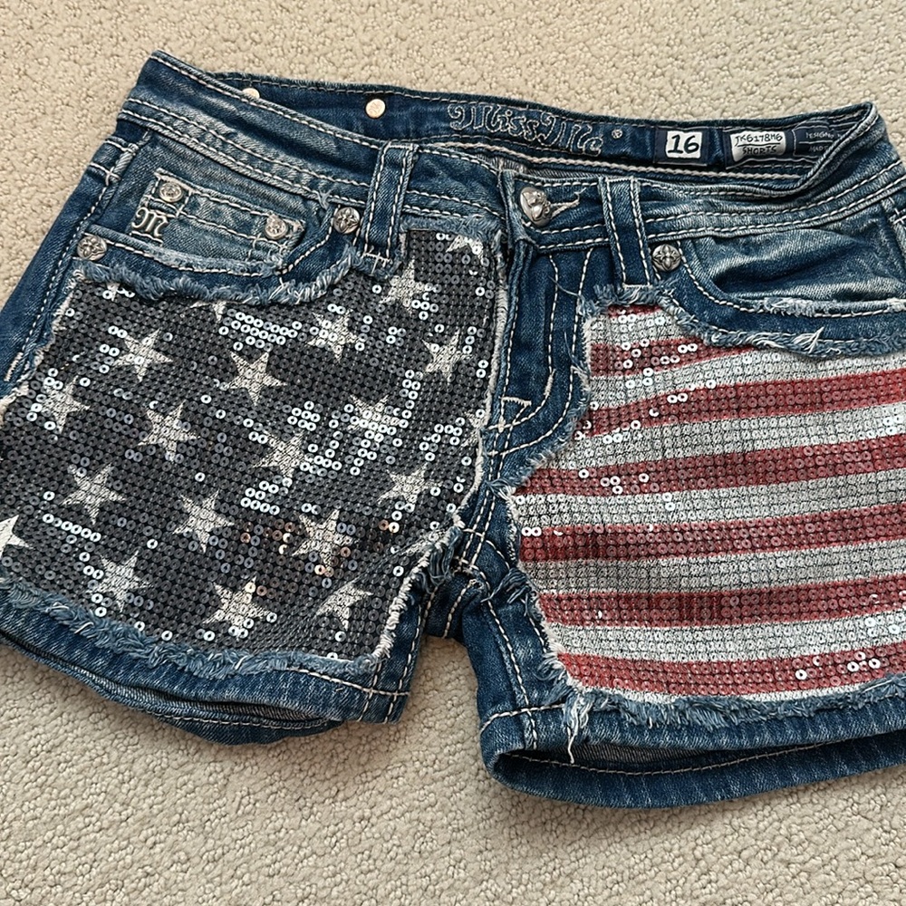Girls Miss me Sequin Shorts (16) - Picture 2 of 5